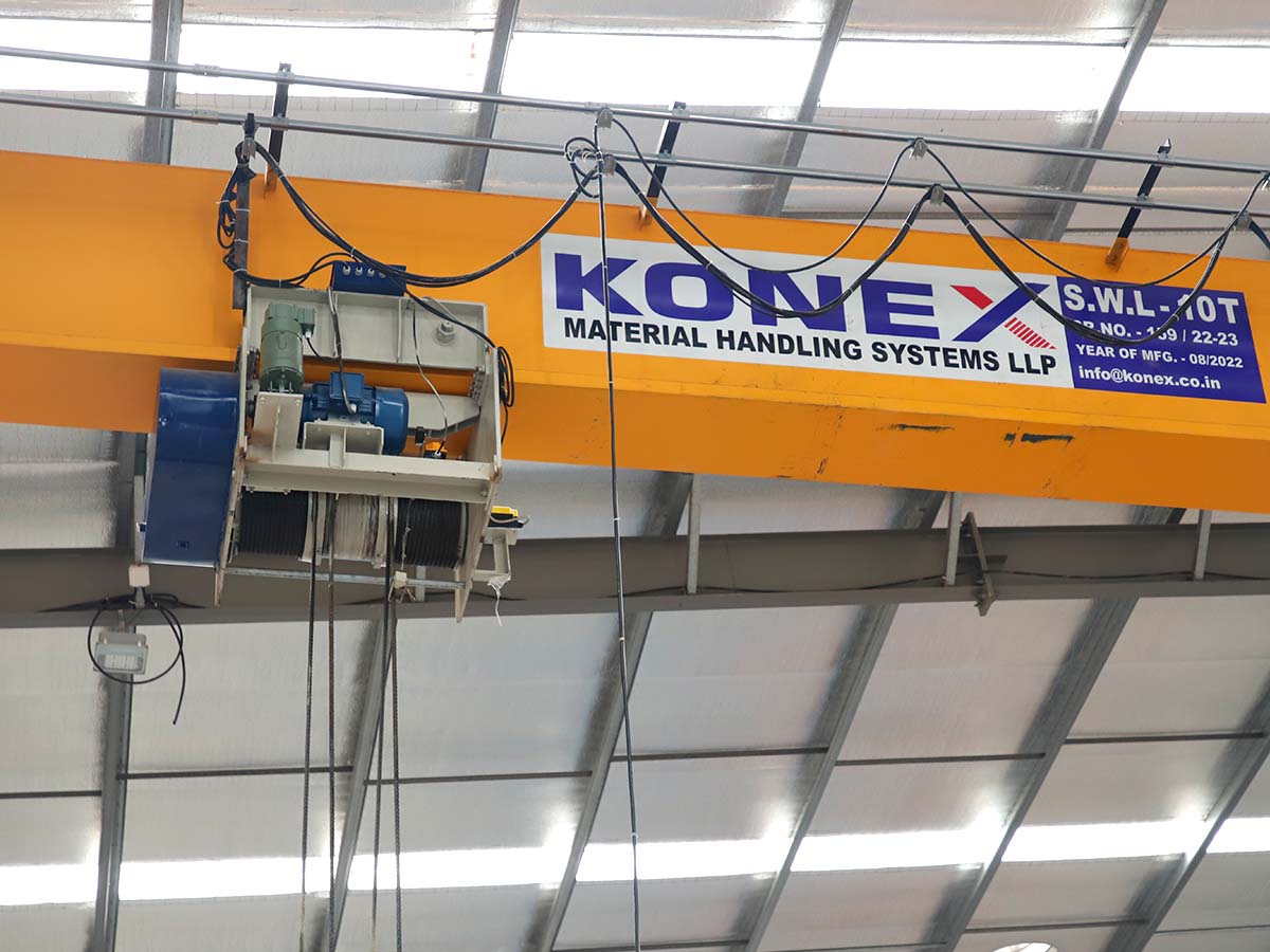 What Are Girder Cranes?